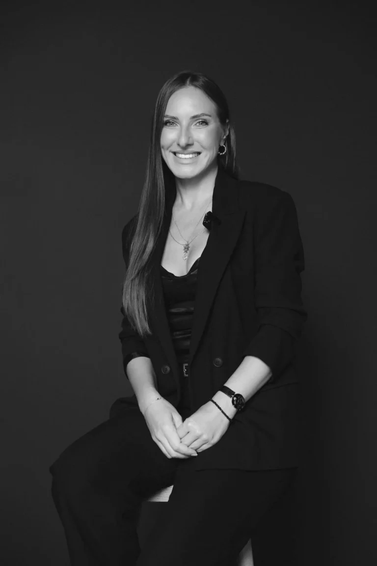 Zena sa iskustvom 139A9529 1 - Celulit Ekspert - Lider u estetskoj i fizikalnoj terapiji