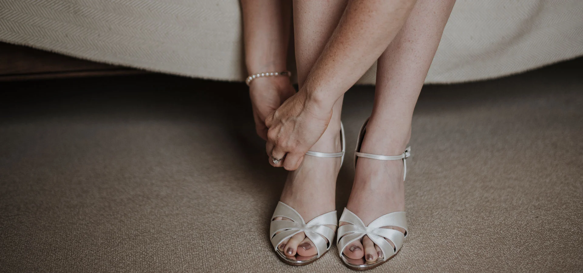 Zadržavanje vode i oticanje – limfni zastoj i edematozni (vodeni) celulit 1 Zadrzavanje vode oticanje nogu